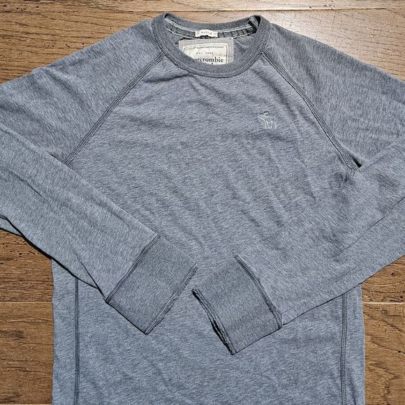 Abercrombie & Fitch Muscle Sweater Mens Small Gray Crewneck Long Sleeve - Picture 2 of 8